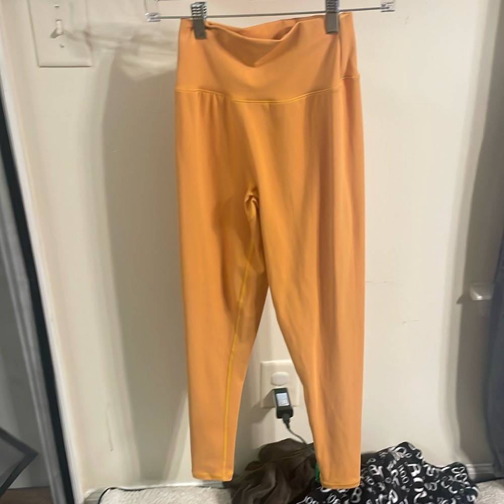 pTula leggings